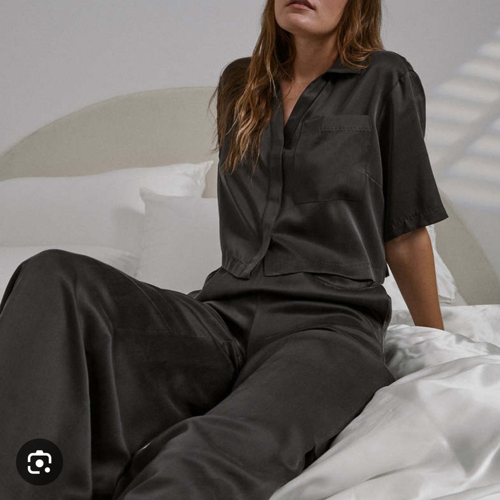 Lunya Washable Silk Crop Top Meditative Gray